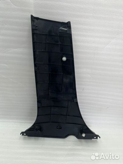 Накладка стойки внутренняя правая Toyota Camry