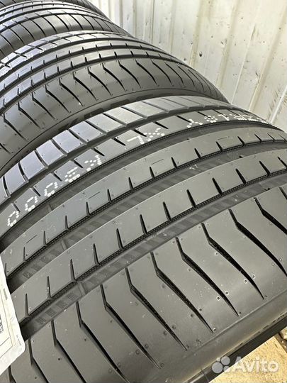 Kapsen K3000 225/40 R18