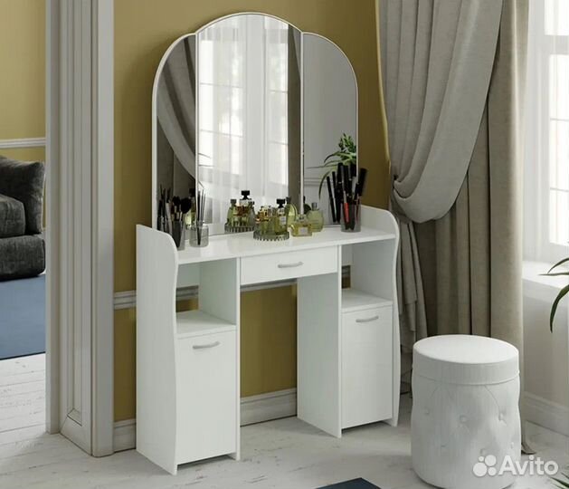 Туалетный столик