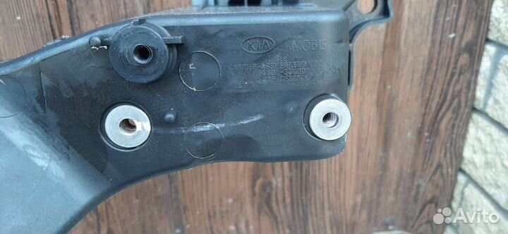 Рамка радиаторов Kia Sportage 3 SL 2.0 G4NA 150лс