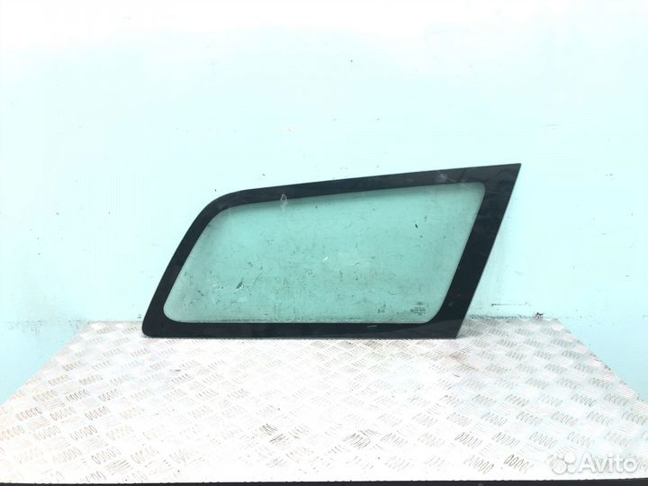 Стекло заднее глухое Ford Focus 1 Универсал
