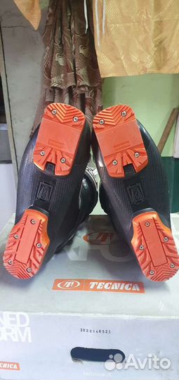 Горнолыжные ботинки