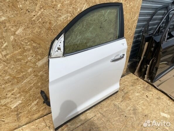 Дверь водительская Hyundai Tucson 3
