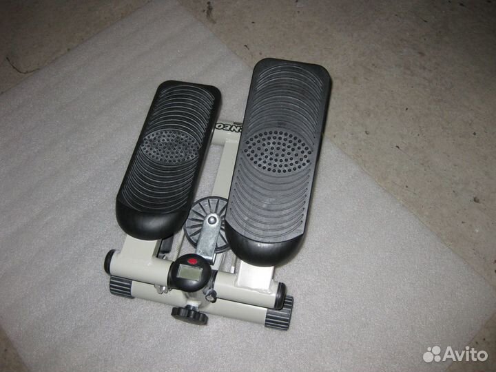 Тренажер степпер torneo