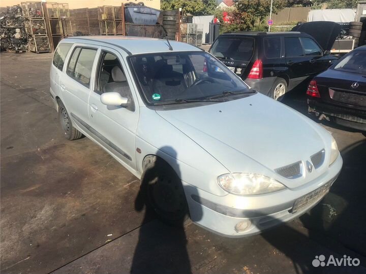 Разбор на запчасти Renault Megane