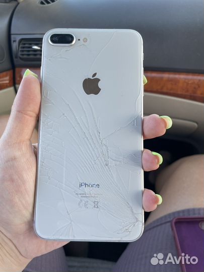 iPhone 8 Plus, 64 ГБ