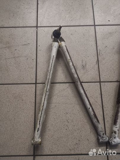 Рычаг нижний Arctic Cat xf800