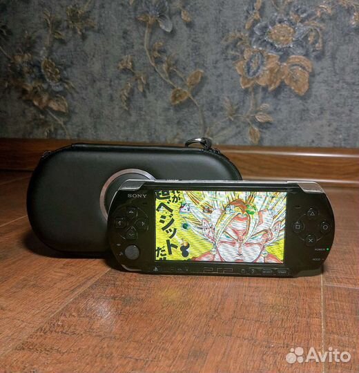 Sony PSP 3008 8Гб + Чехол + Много Игр