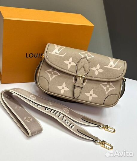 Сумка Diane Louis Vuitton