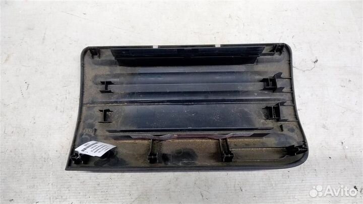 Крышка подушки безопасности в торпедо Suzuki Wago