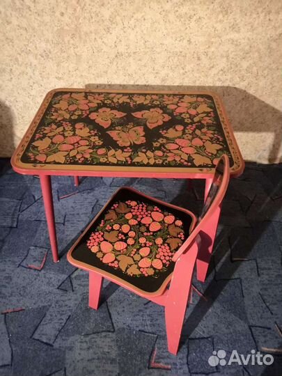 Детский стол и стульчик