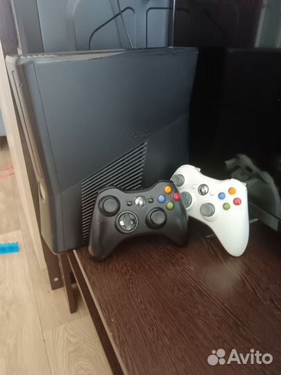 Приставка Xbox 360