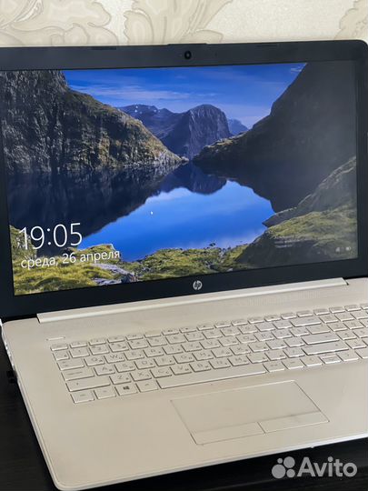 Ноутбук HP 17-by0047ur, 17.3
