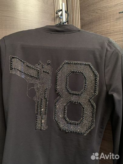 Спортивный костюм