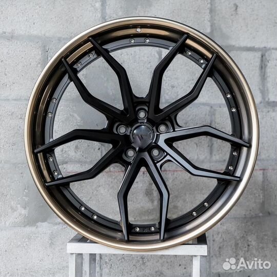 Диски Gard R22 5x130 на Lamborghini Urus