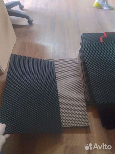 Коврик под миску для кошки, собаки