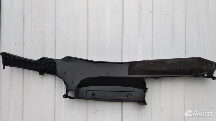 Жабо под дворники Mercedes-Benz W140