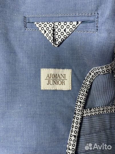 Armani junior