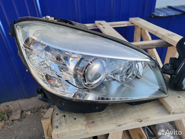 Фары ксенон mercedes w204 комплектные в идеале