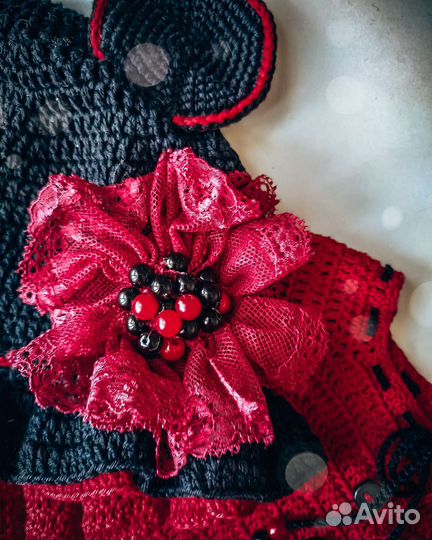 Вязаный комплект для девочки