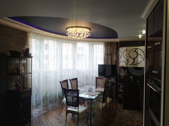 2-к. квартира, 85 м², 3/12 эт.
