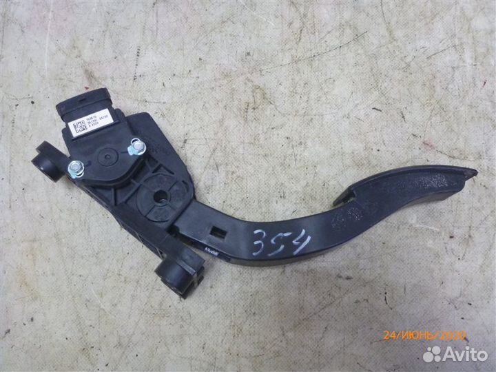 Педаль газа Hyundai Solaris RB 2016