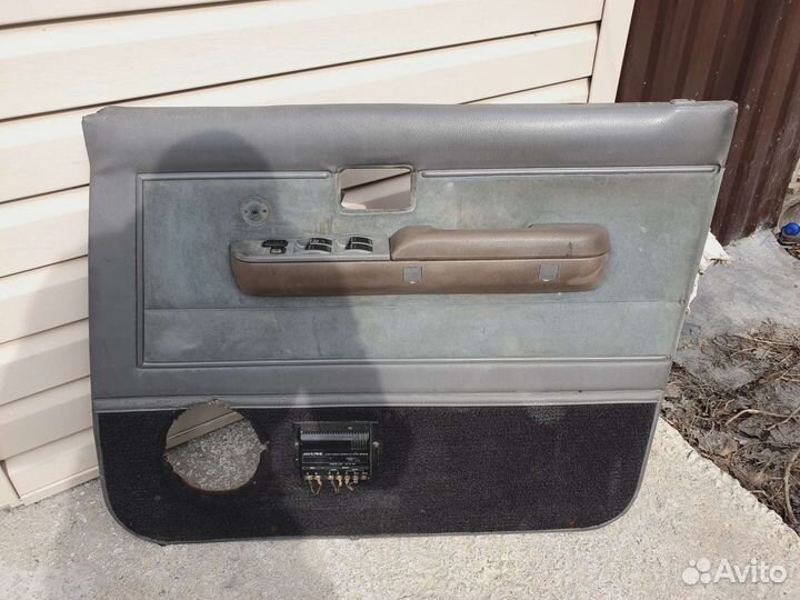 Обшивка салона Toyota Land Cruiser 70