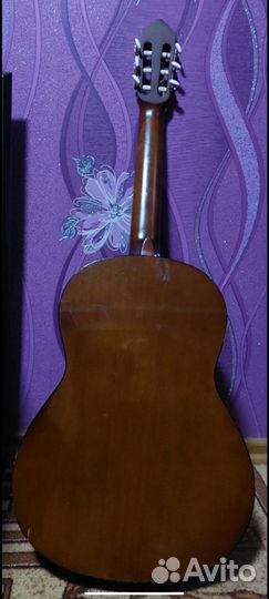 Классическая гитара yamaha c40
