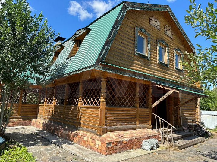 Коттедж 200 м² на участке 50 сот.