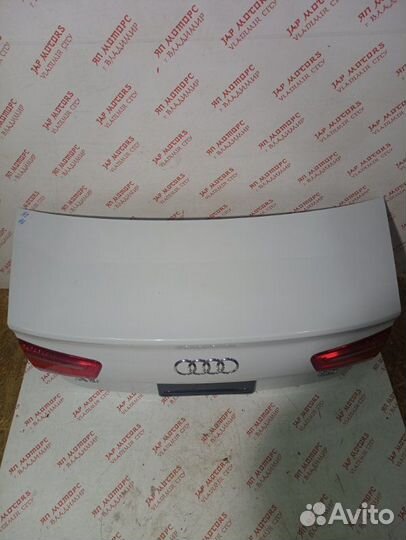 Крышка багажника Audi A6 C7 седан 2.8 CHV 2012