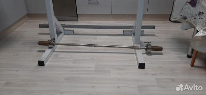 Стойки для жима штанги