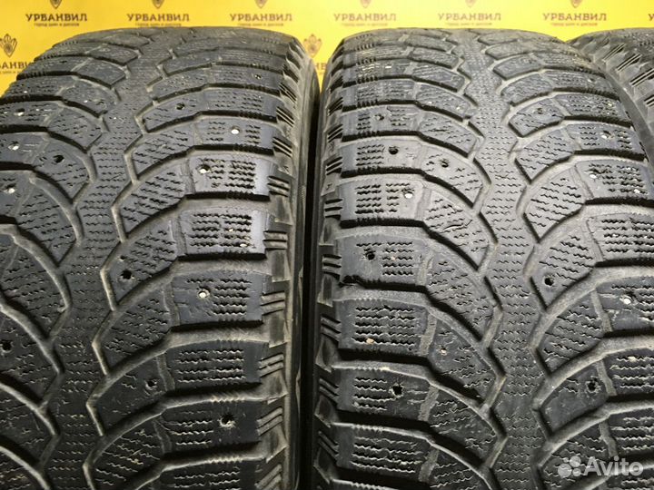 Bridgestone Blizzak Spike-01 215/60 R17 100T