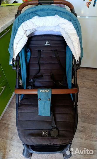 Большая прогулочная коляска