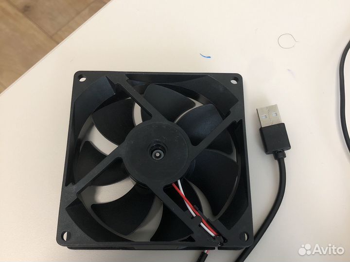 Кулер с USB портом