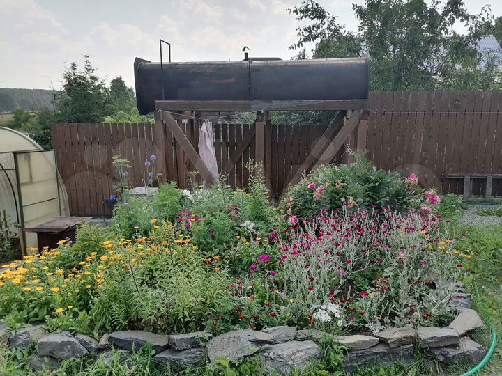 Дом 64 м² на участке 8,5 сот.