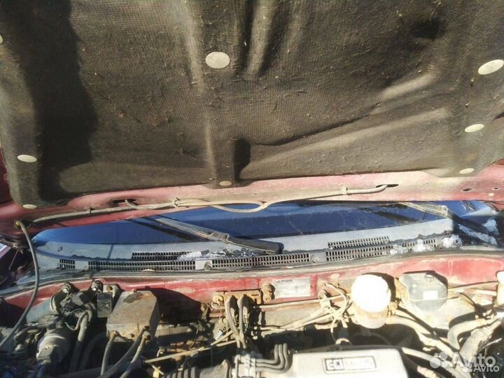 Трапеция стеклоочистителя Mitsubishi Galant