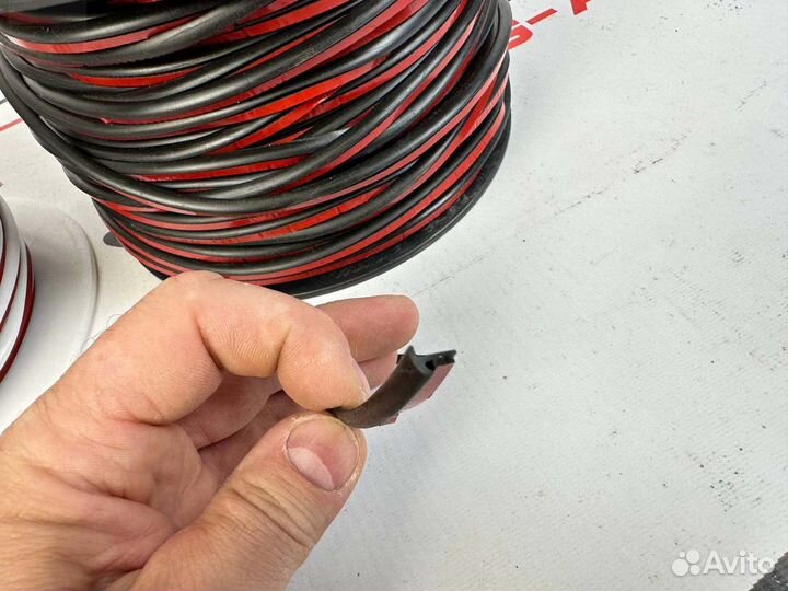 Резинка уплотнительная для обвеса L2509