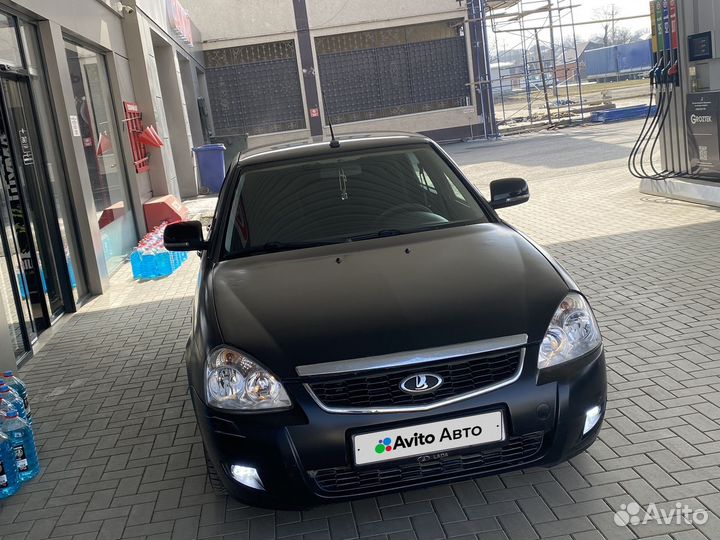 LADA Priora 1.6 МТ, 2012, битый, 300 000 км
