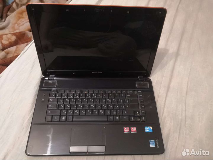 Lenovo ideapad Y560