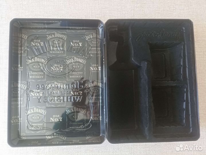 Коробка подарочная