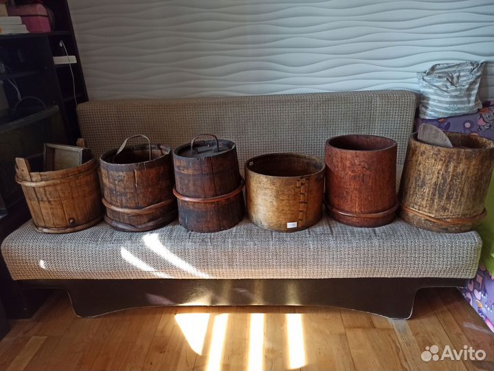 Старинные деревянные предметы быта Ведра