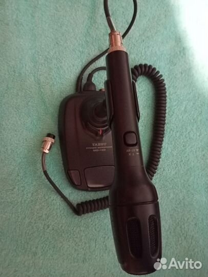 Микрофон Yaesu MD-100a8x