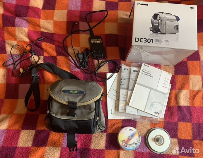 Видеокамера Cаnоn DC301