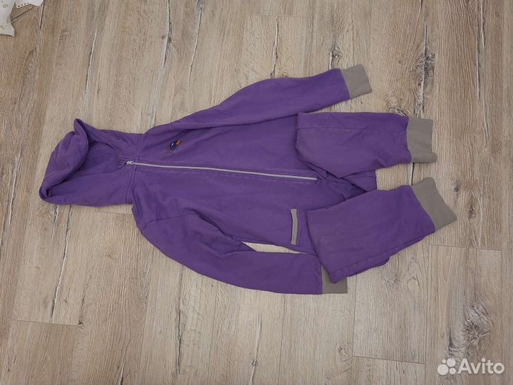 Спорт. костюмы (6 предм.) р.134 7 лет