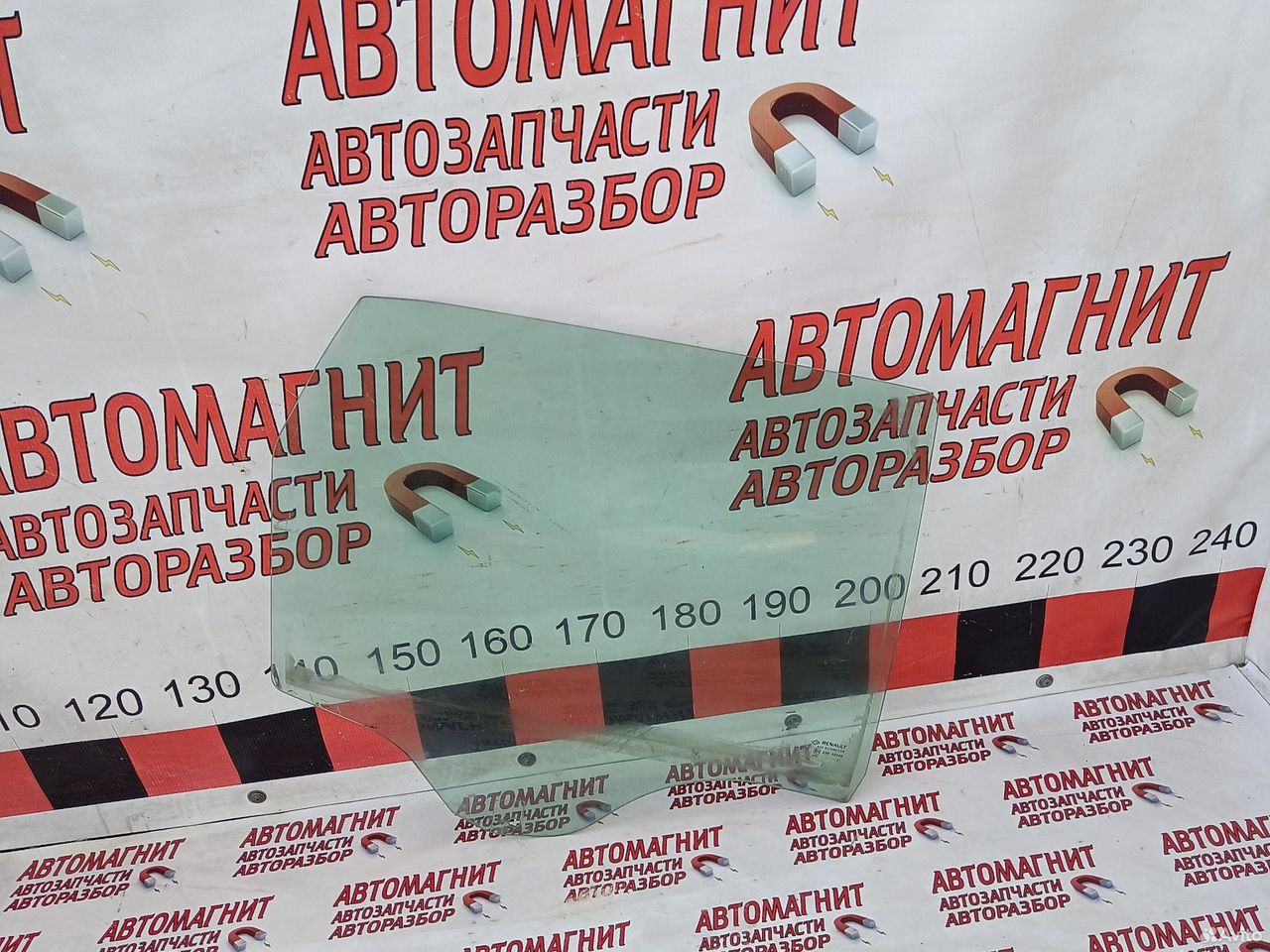 Стекло заднее правое Рено Дастер 2 19-нв