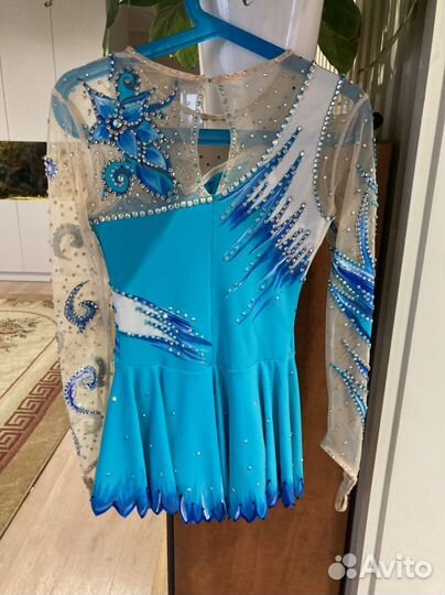 Костюм для фигурного катания