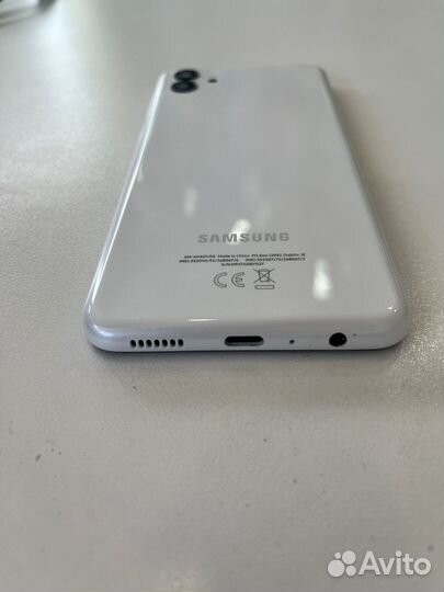 Samsung Galaxy A04, 3/32 ГБ