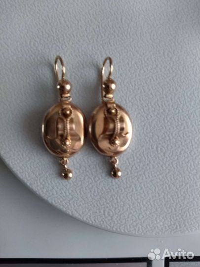 Золотые серьги