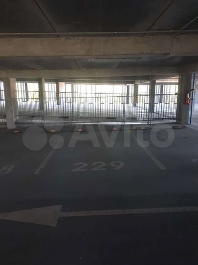 Машиноместо, 14 м²