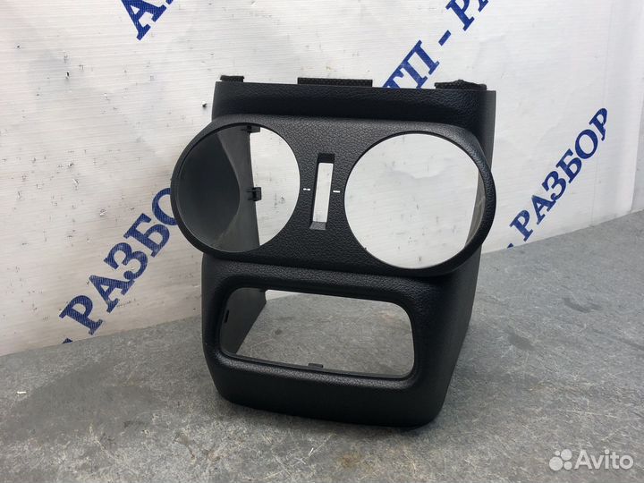 Зад вставка консоли Stinger GT